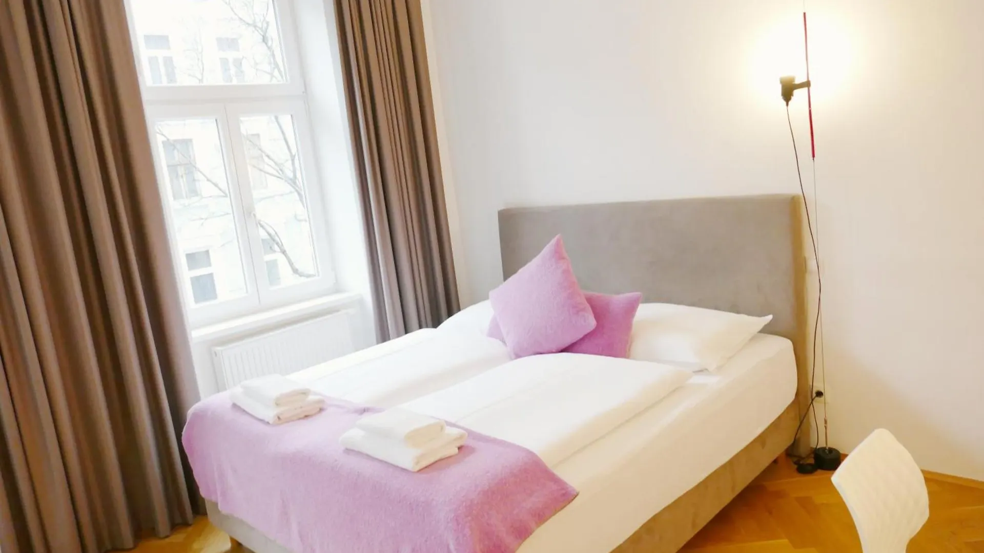 Ks70 Apartments Vienna 0*,